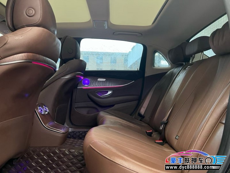 23年奔驰E轿车抵押车出售