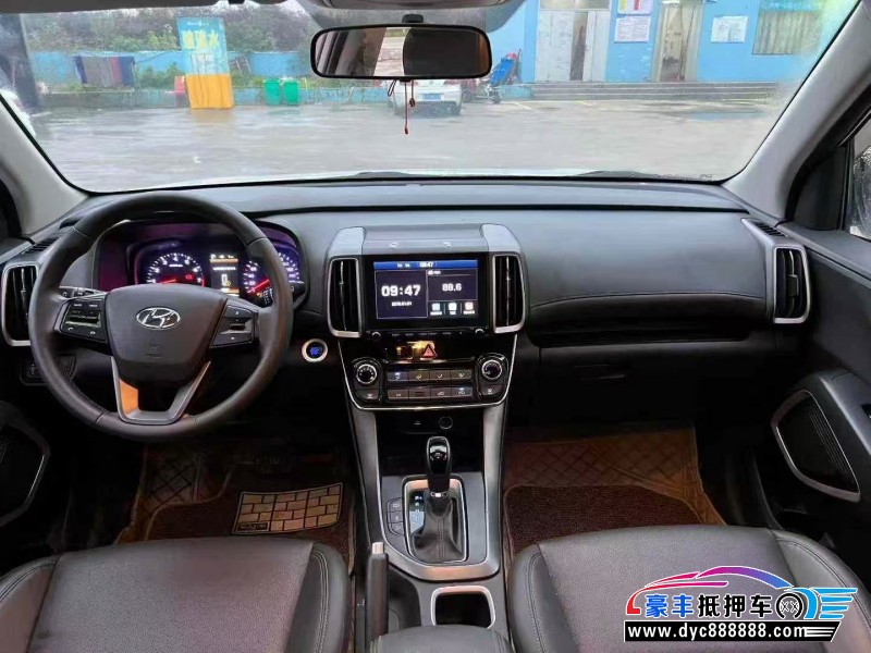 18年现代ix35轿车抵押车出售