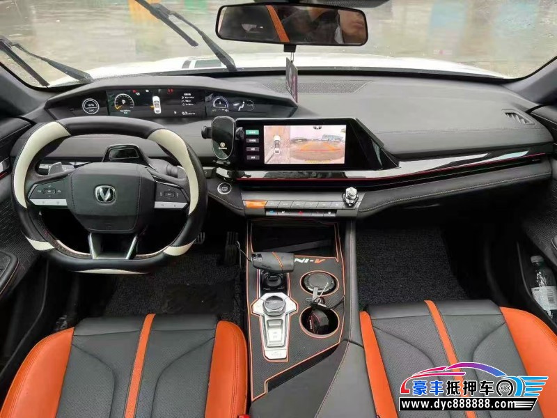 25年长安长安UNI轿车抵押车出售