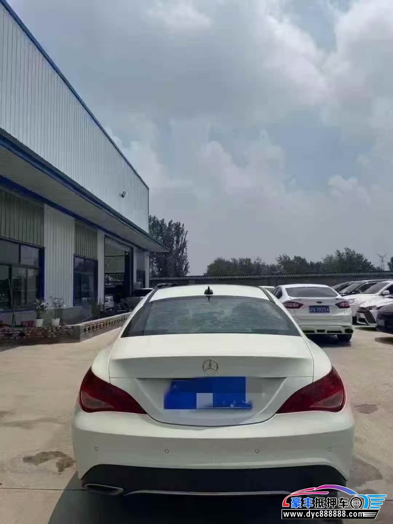 17年奔驰CLA轿车抵押车出售