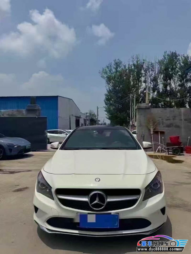 17年奔驰CLA轿车抵押车出售