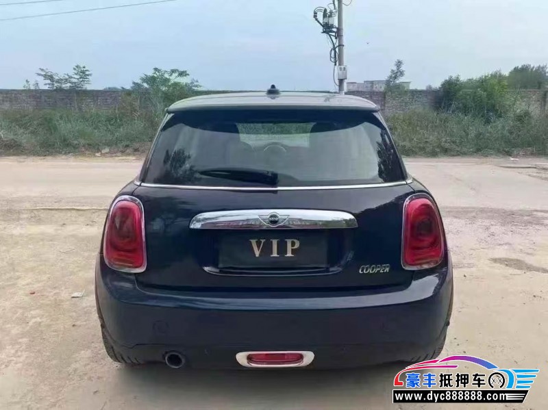 17年宝马MINI轿车抵押车出售