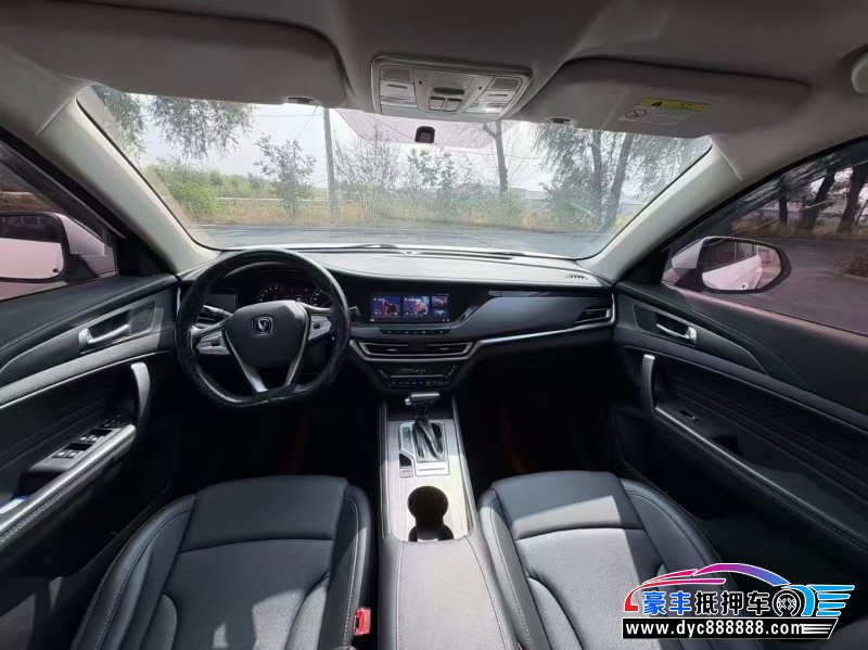 19年长安CS35轿车抵押车出售