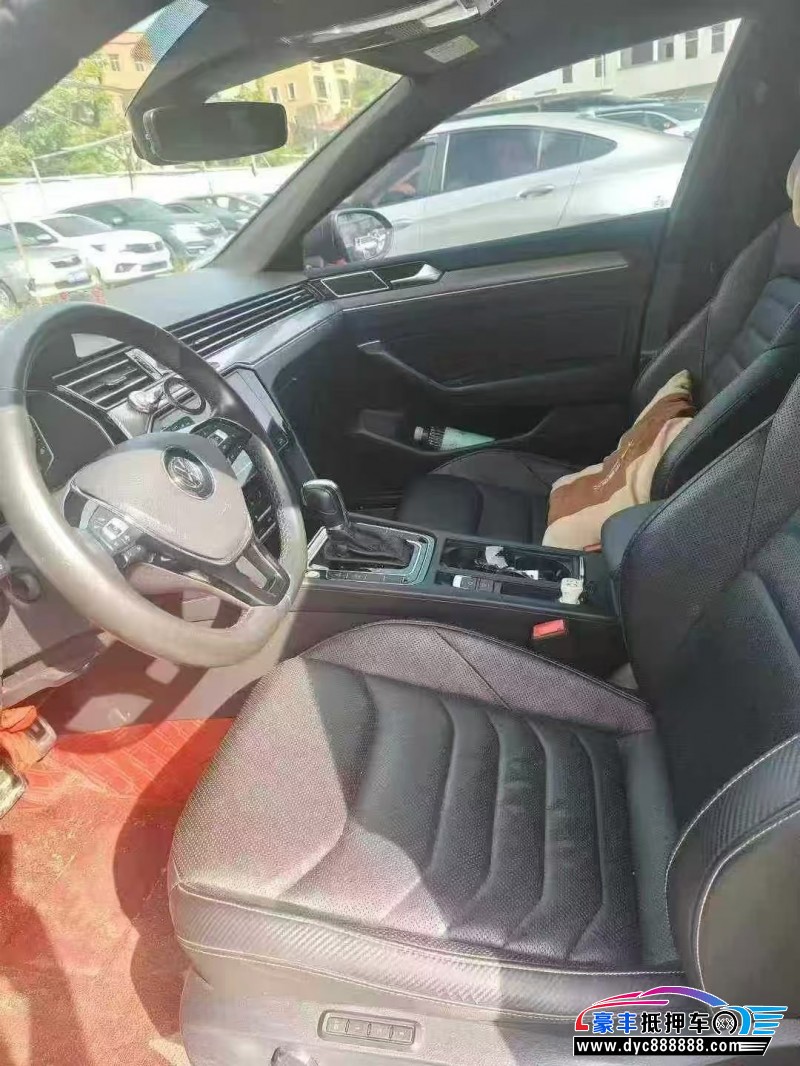 20年大众CC轿车抵押车出售