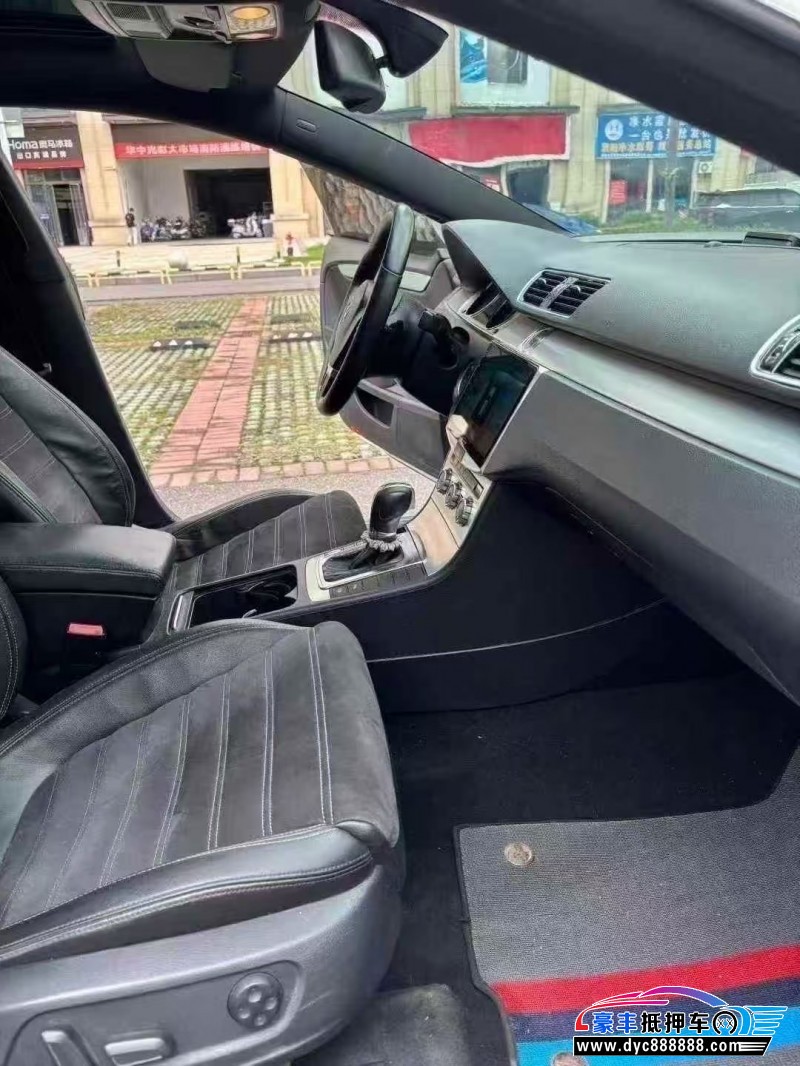 16年大众CC轿车抵押车出售