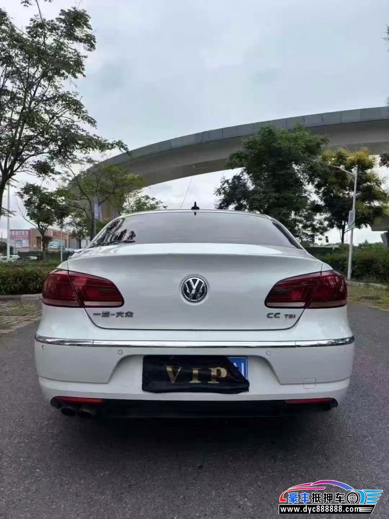 16年大众CC轿车抵押车出售