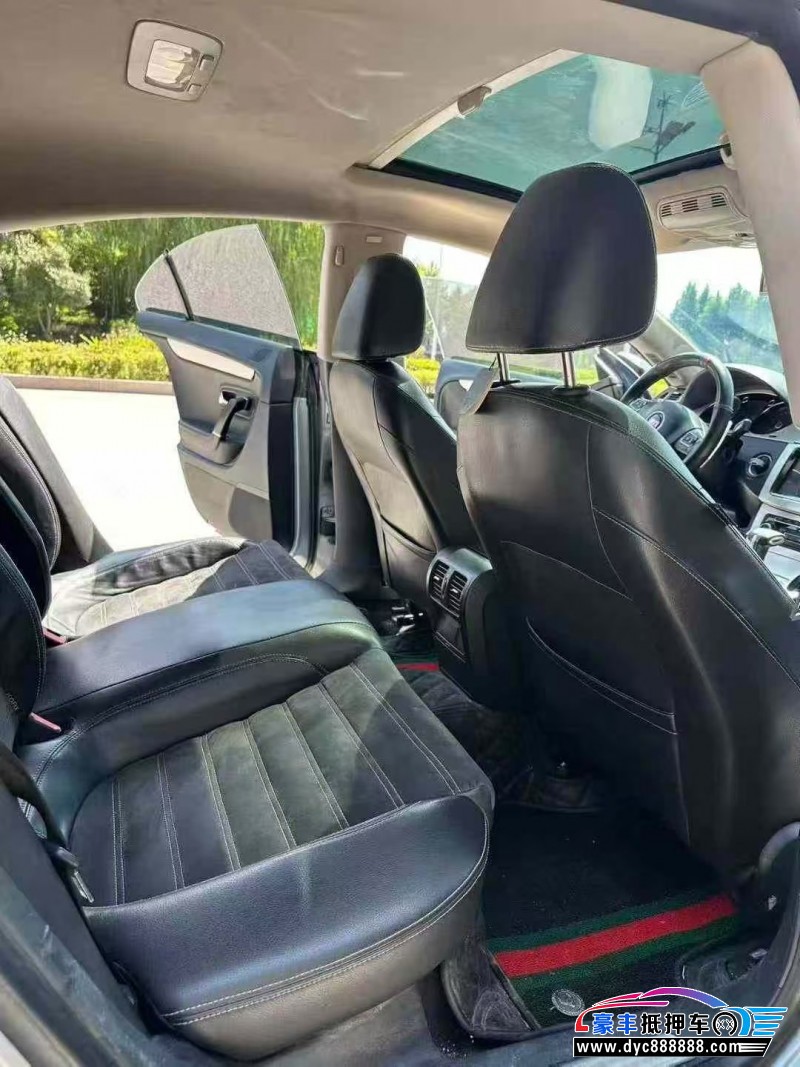 10年大众CC轿车抵押车出售