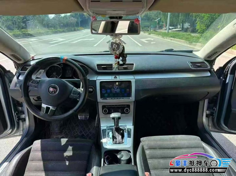 10年大众CC轿车抵押车出售