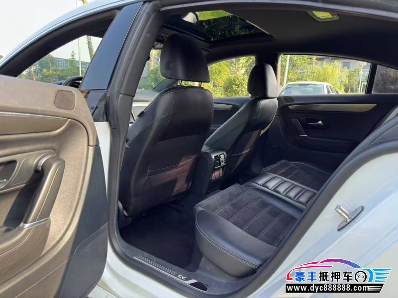 18年大众CC轿车抵押车出售