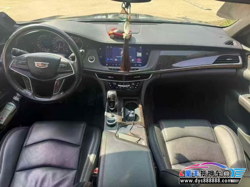 21年凯迪拉克CT6轿车抵押车出售