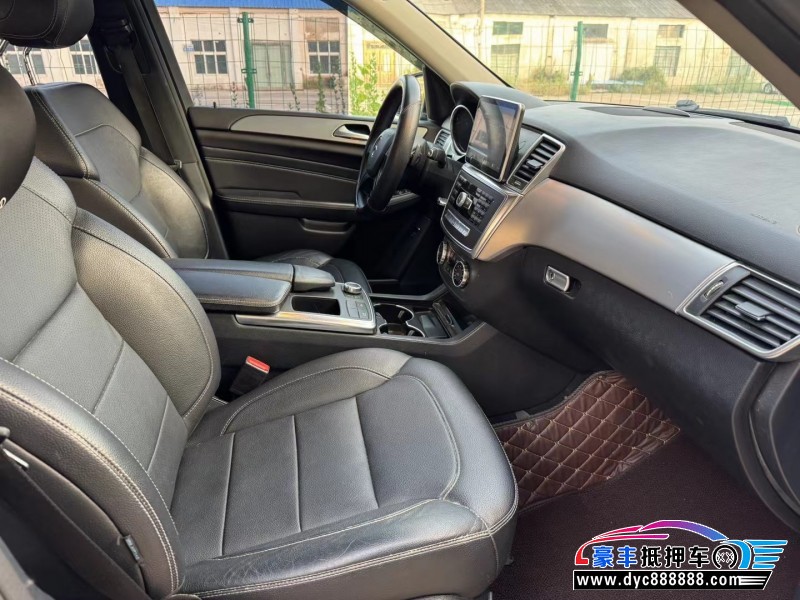 14年奔驰ML轿车抵押车出售