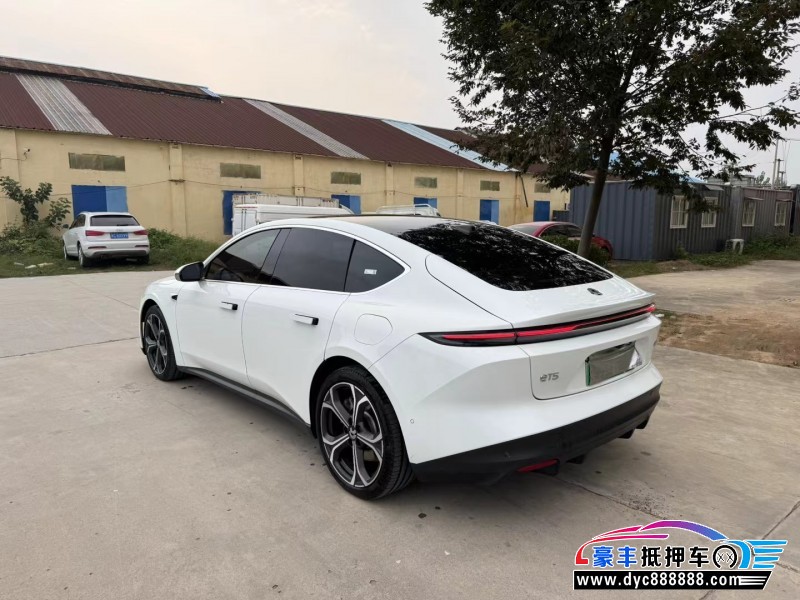 24年蔚来ET5轿车抵押车出售