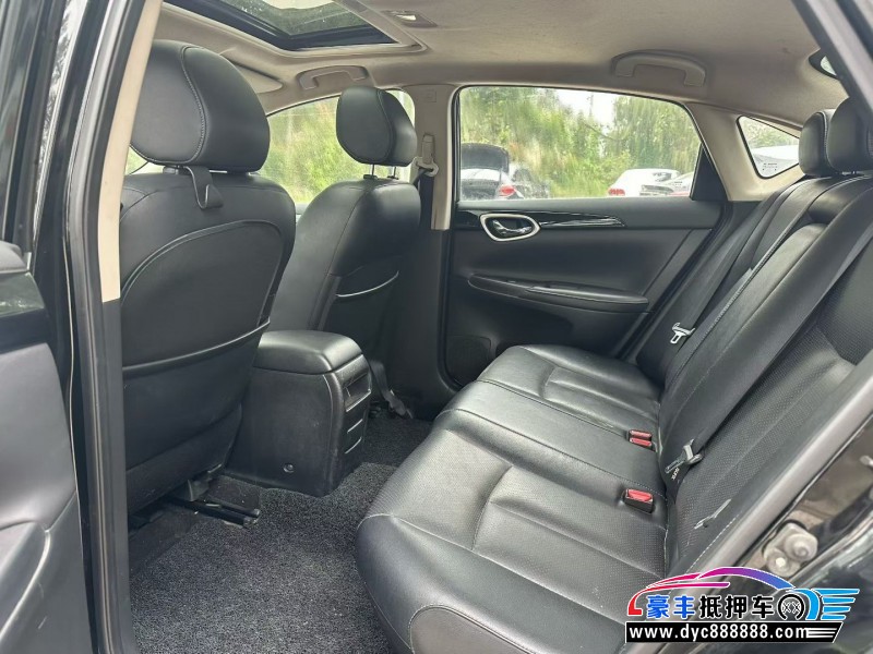 17年日产轩逸轿车抵押车出售