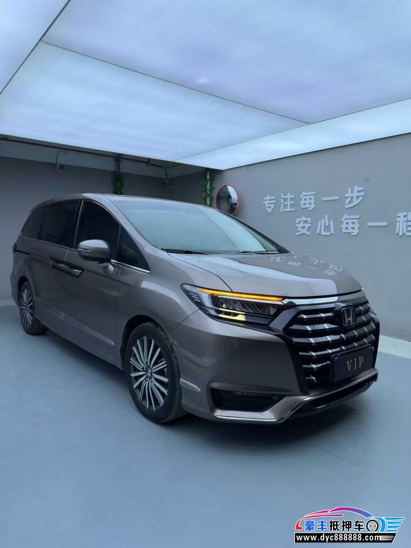 22年本田艾力绅轿车抵押车出售