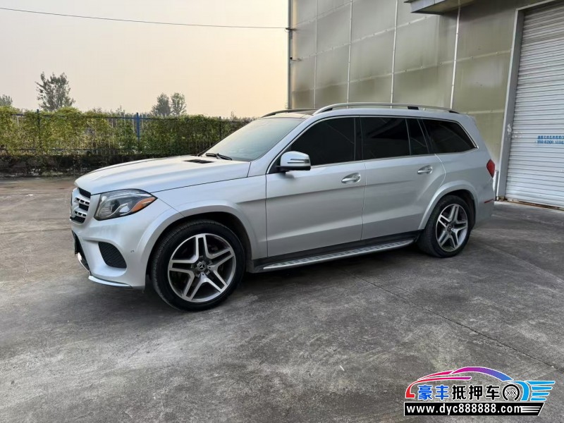19年奔驰GLSSUV抵押车出售