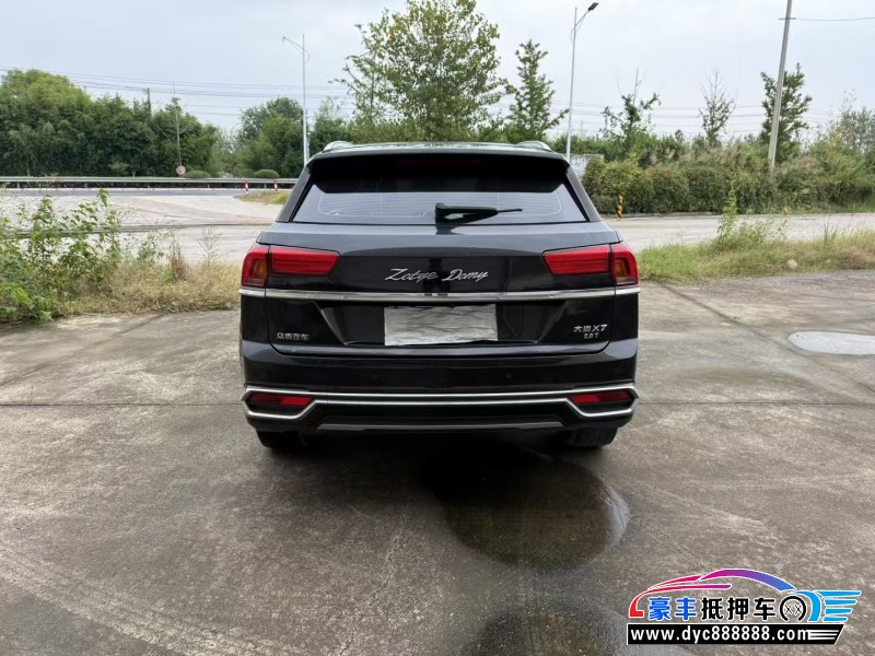 19年众泰大迈X7SUV抵押车出售