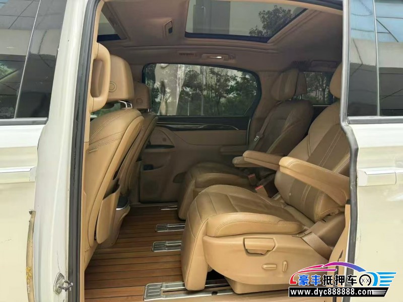 18年别克GL8MPV抵押车出售