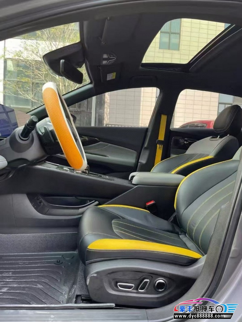 23年传祺影豹轿车抵押车出售