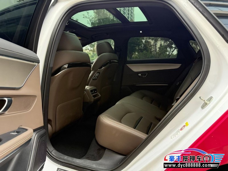 23年比亚迪汉轿车抵押车出售