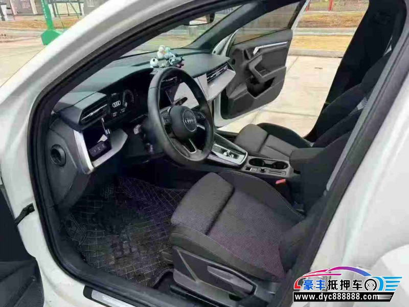 22年奥迪A3轿车抵押车出售