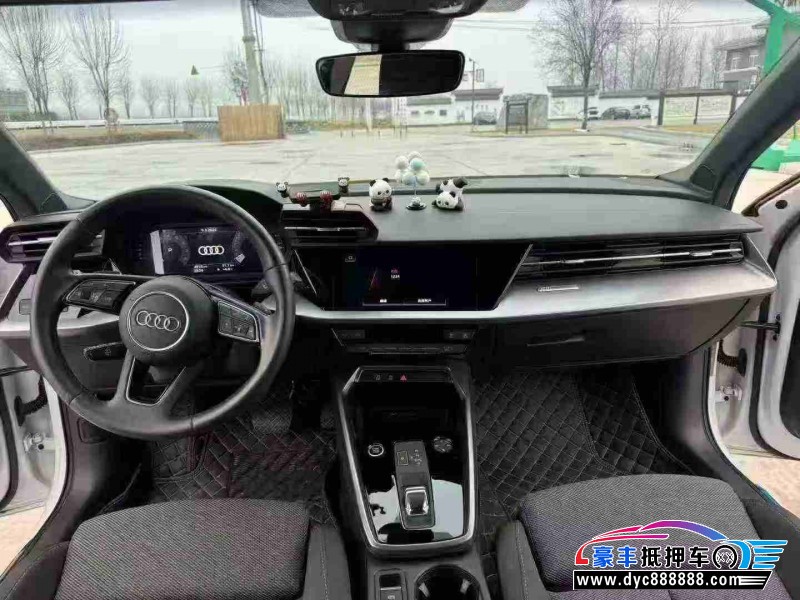 22年奥迪A3轿车抵押车出售