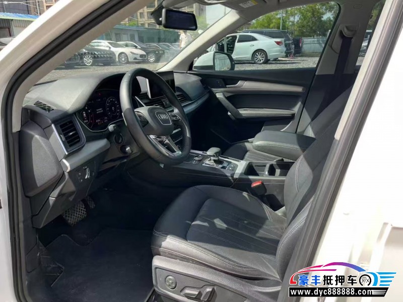 20年奥迪Q5轿车抵押车出售