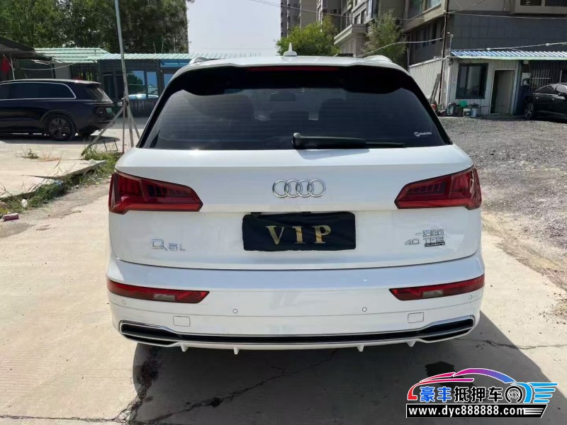 20年奥迪Q5轿车抵押车出售