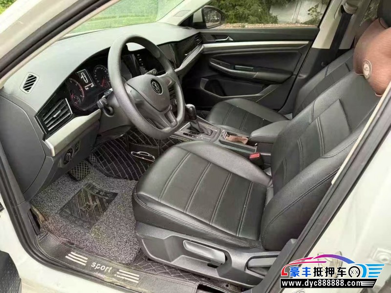 22年大众宝来轿车抵押车出售