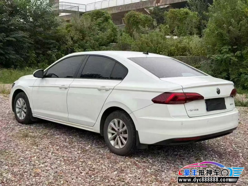 22年大众宝来轿车抵押车出售