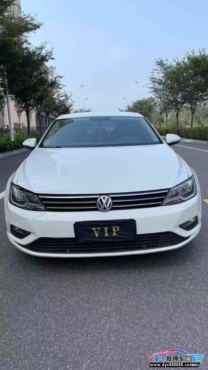 16年大众凌渡轿车抵押车出售