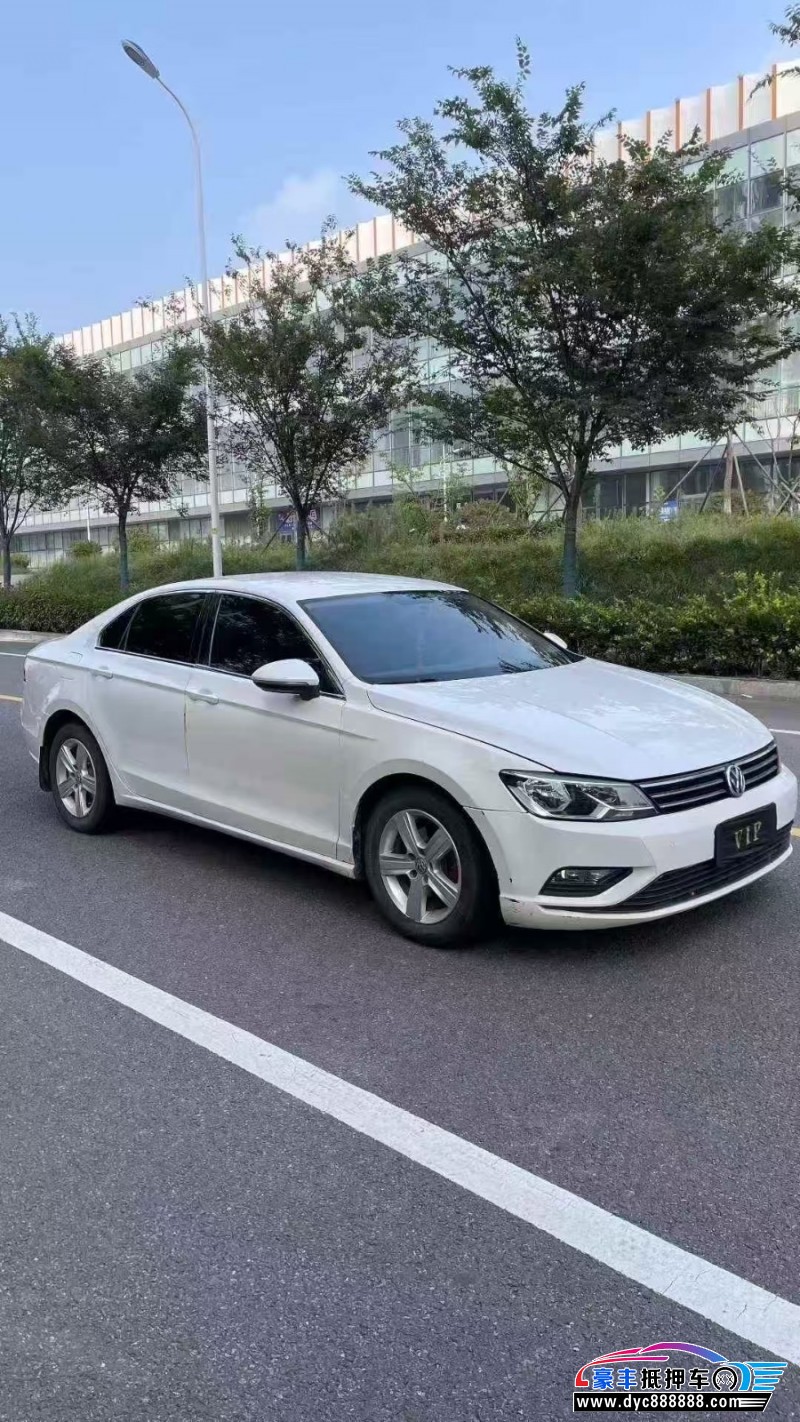 16年大众凌渡轿车抵押车出售