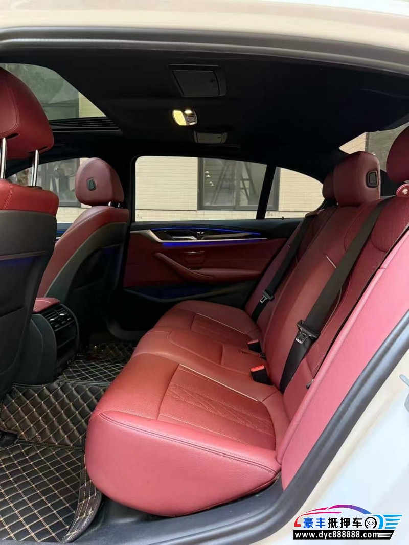 21年宝马5系轿车抵押车出售