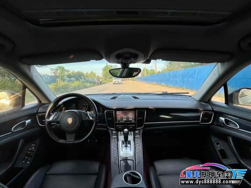 13年保时捷帕纳梅拉轿车抵押车出售