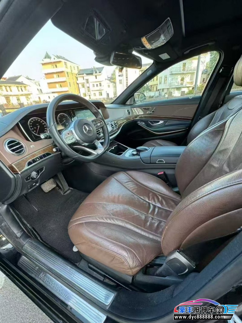 14年奔驰S轿车抵押车出售