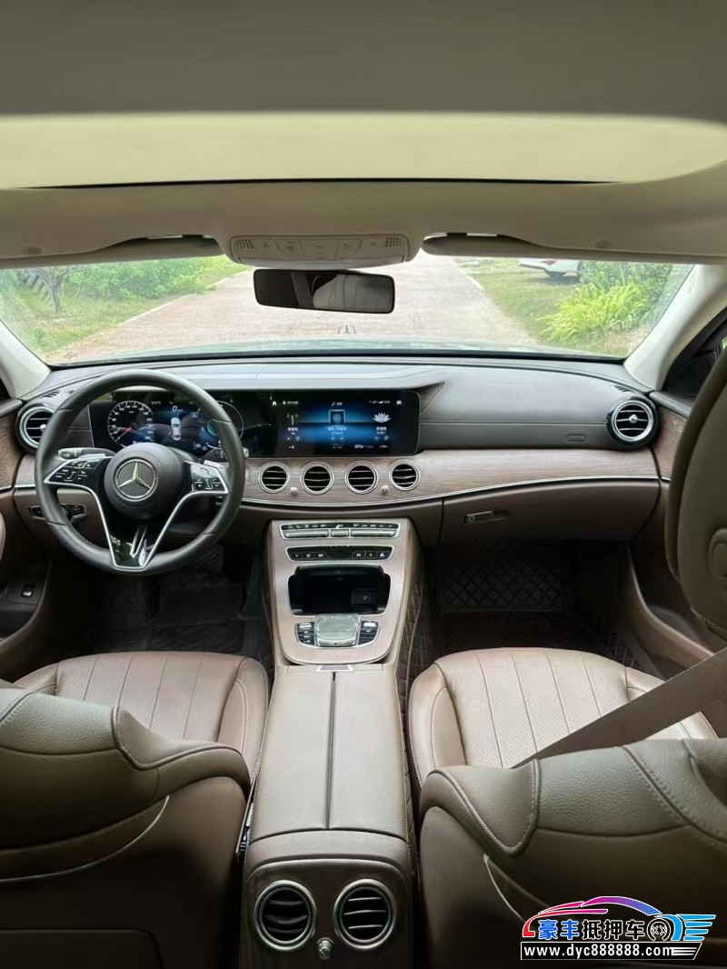 23年奔驰E轿车抵押车出售