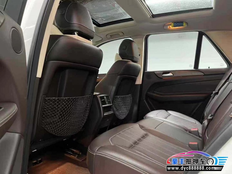 16年奔驰GLE轿车抵押车出售