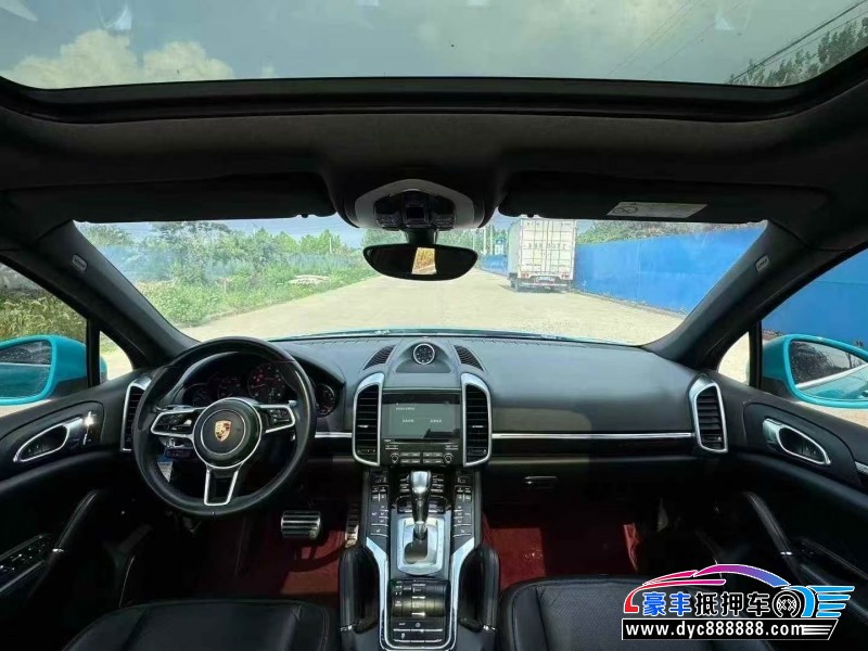 18年保时捷卡宴轿车抵押车出售