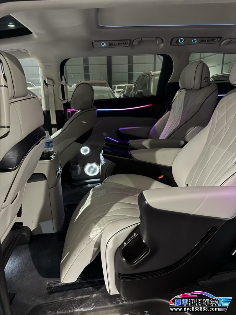 24年腾势D9轿车抵押车出售