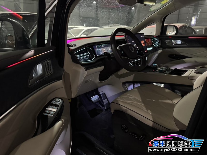 24年腾势D9轿车抵押车出售