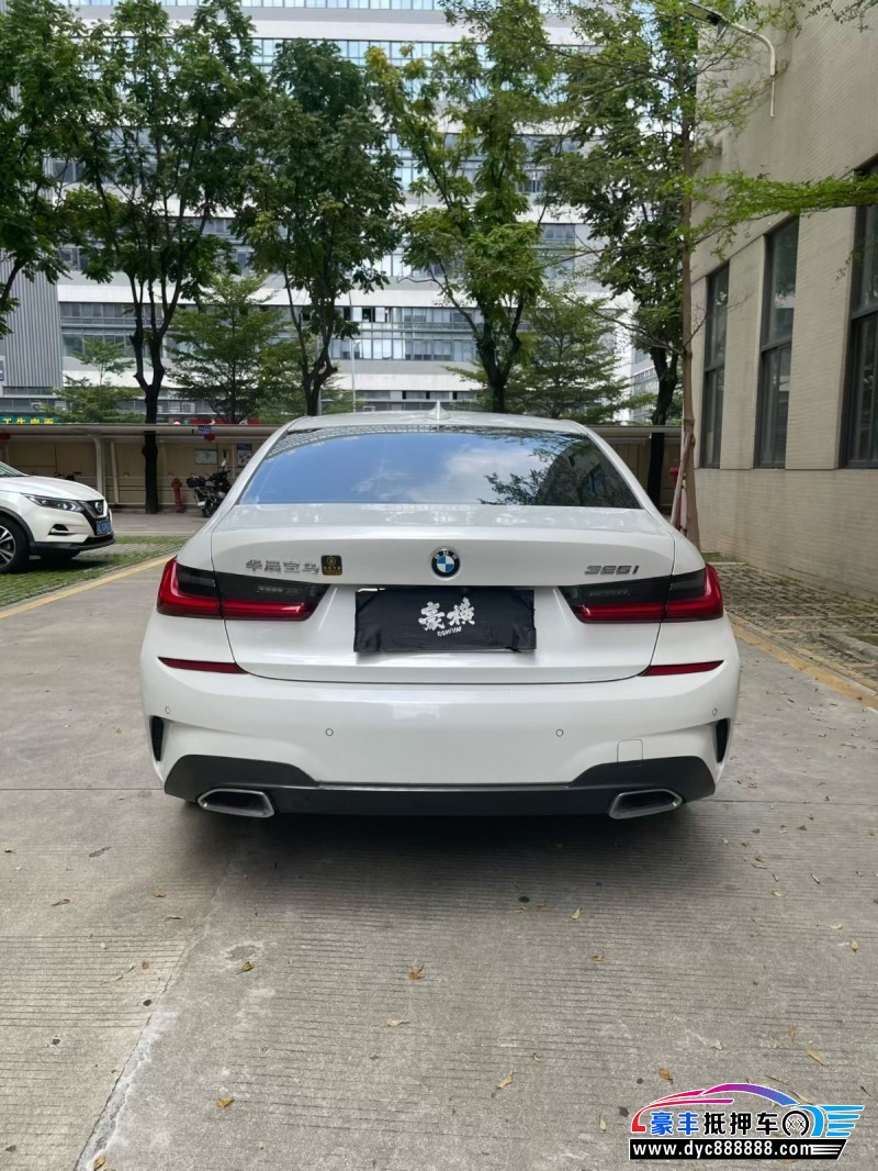 20年宝马3系轿车抵押车出售