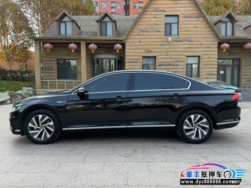 24年大众迈腾轿车抵押车出售