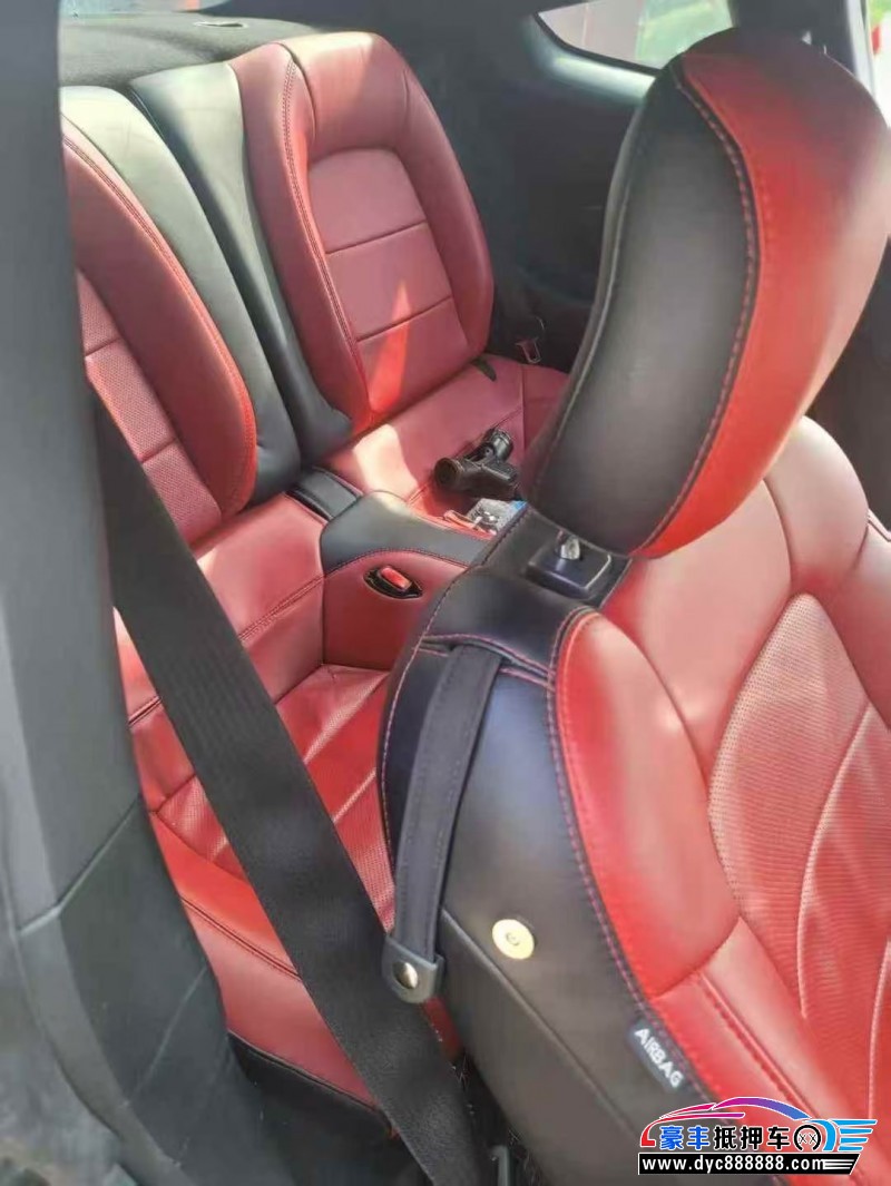 17年福特野马轿车抵押车出售