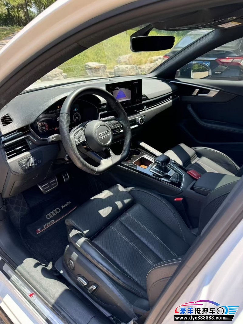 23年奥迪A4L轿车抵押车出售