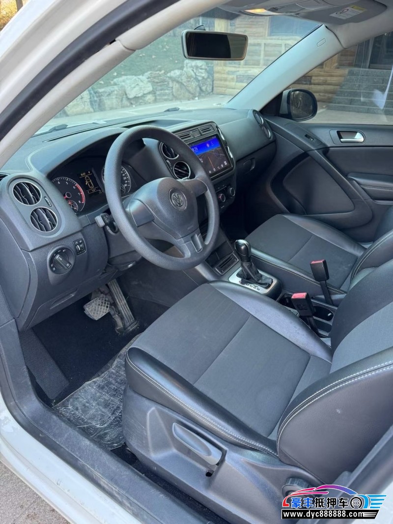 17年大众途观轿车抵押车出售