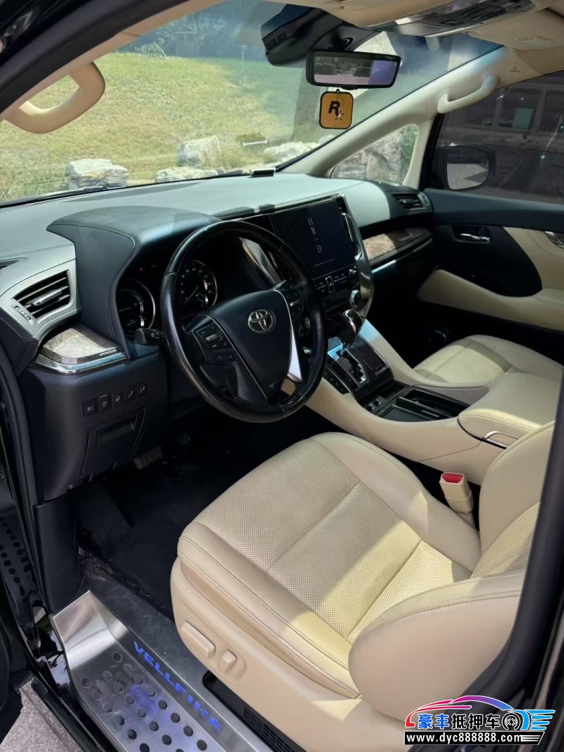 21年丰田威尔法轿车抵押车出售