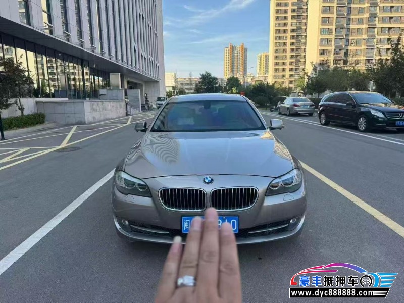 13年宝马5系轿车抵押车出售