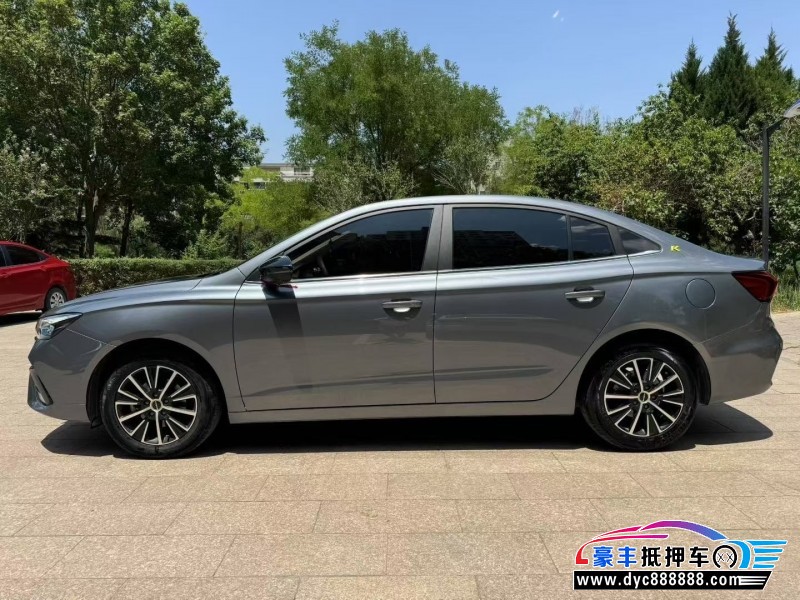 23年荣威i5轿车抵押车出售