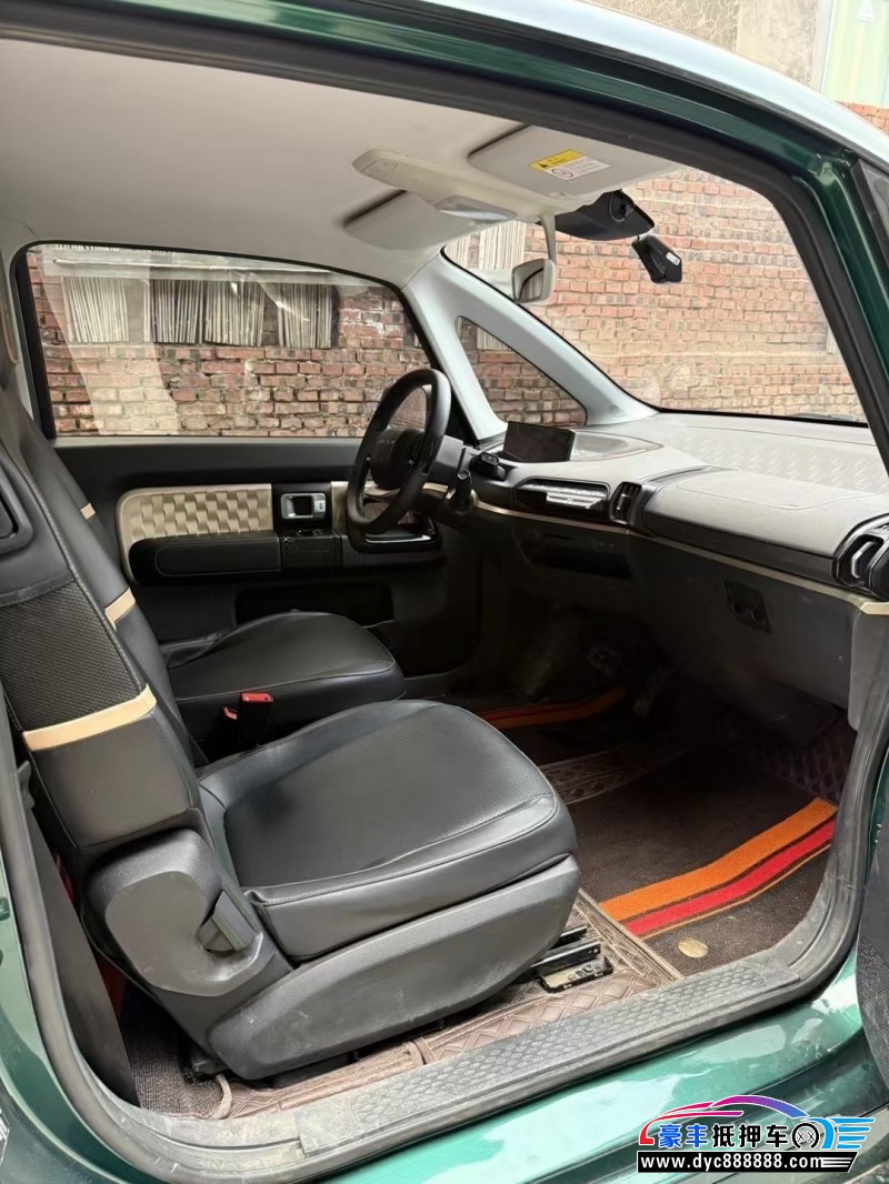 22年宝骏kiwi ev轿车抵押车出售