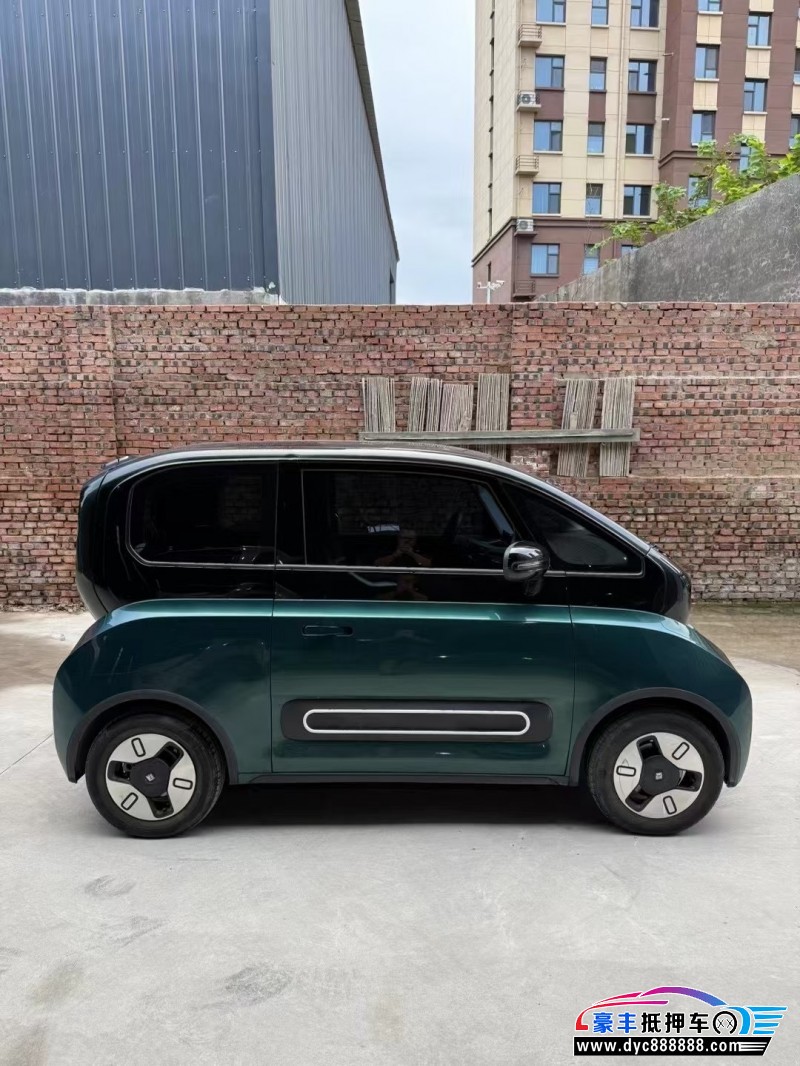 22年宝骏kiwi ev轿车抵押车出售