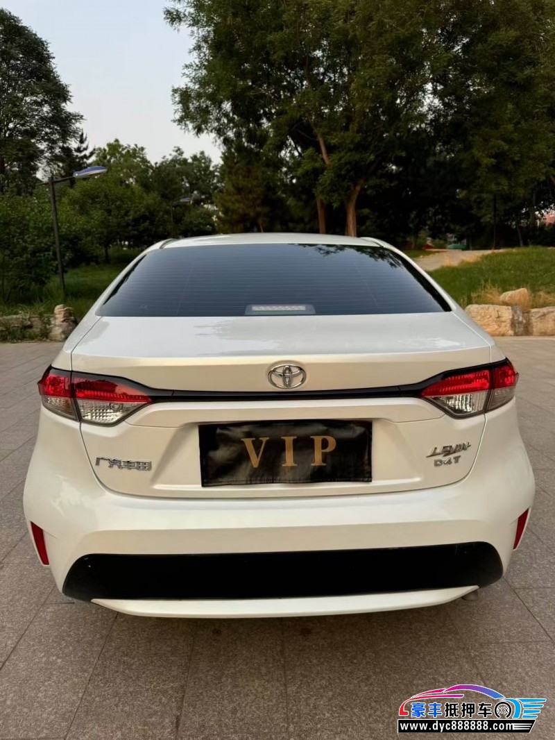 21年丰田雷凌轿车抵押车出售